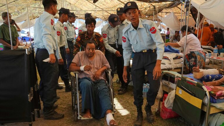 Video. Myanmar’daki depremden sonra sağlık krizi: Sahara hastaneleri kuruldu