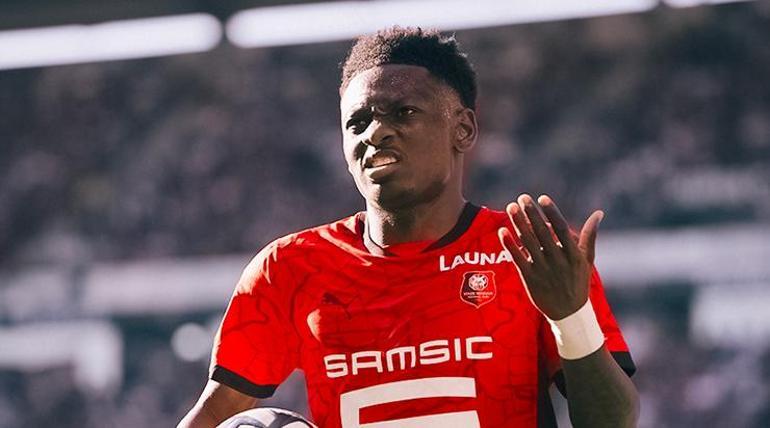 Trabzonspor yeni transferini imzaya taşıyor