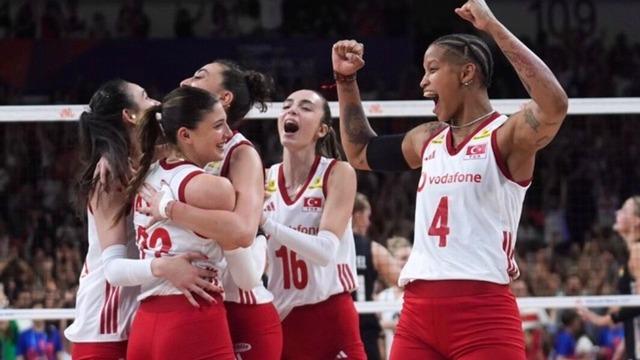 Sultanlar’dan müthiş başlangıç! Polonya’yı 3-1 ile geçtiler